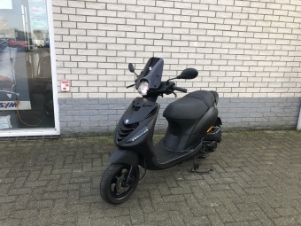 DIKKE PIAGGIO ZIP SP 45KM 4T BROM MAT BLACK BJ2024 5000KM