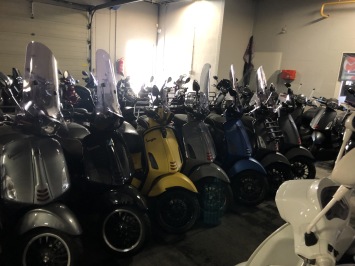 22-02-2025 Volledig nieuwe aanvoer piaggio zip en vespa sprint kom langs