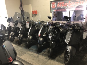 22-02-2025 Volledig nieuwe aanvoer piaggio zip en vespa sprint kom langs