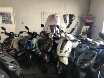 22-02-2025 Volledig nieuwe aanvoer piaggio zip en vespa sprint kom langs