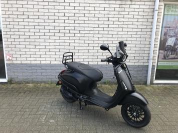 GAVE VESPA SPRINT S 45KM BROM MAT BLACK BJ2019 6000KM