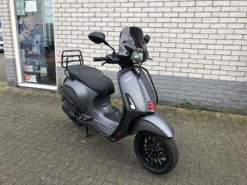 DIKKE VESPA SPRINT S 45KM BROM MAT GREY CARBON 2020 8000KM