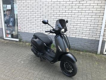 DIKE VESPA SPRINT S 45KM BROM MAT BLACK 7000KM BJ2020