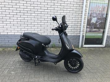 DIKE VESPA SPRINT S 45KM BROM MAT BLACK 7000KM BJ2020