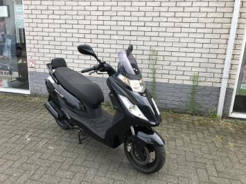 PRACHTIGE KYMCO NEW DINK 4-TAKT ZWART BJ2015 16000KM PERFECT