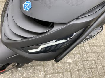  JONGE  PIAGGIO ZIP SP 45 4-TAKT MAT BLACK  BROM  BJ2020 8000KM 