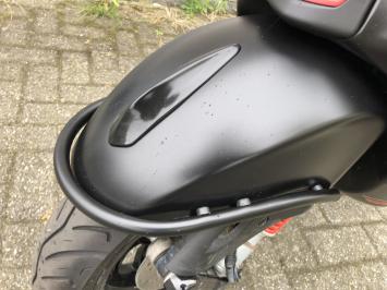 DIKKE VESPA SPRINT S 45KM BROM MAT BLACK BJ2021 6000KM