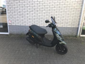 DIKKE PIAGGIO ZIP SP 45KM BROM JAGUAR GREEN 2009 13000KM ALPHA LED