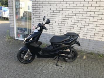 GAVE YAMAHA AEROX R 45KM BROM MAT BLACK BJ2014 9000KM