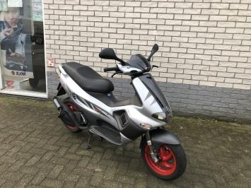 BIJZONDERE GILERA RUNNER SP PRO CARBON B2004 2300KM 