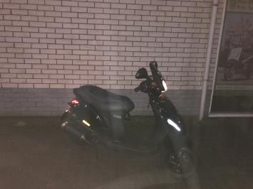  GAVE PIAGGIO ZIP SP 45 4-TAKT BLACK ON BLACK  ZWART BROM  BJ2019 6.000KM 