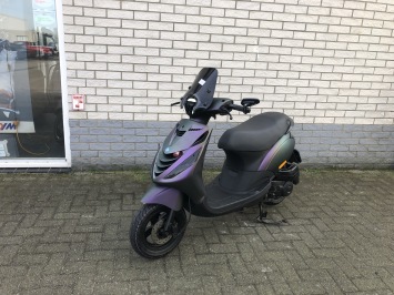 DIKKE PIAGGIO ZIP SP 45KM BROM MAT DRAGON BJ2019 7000KM